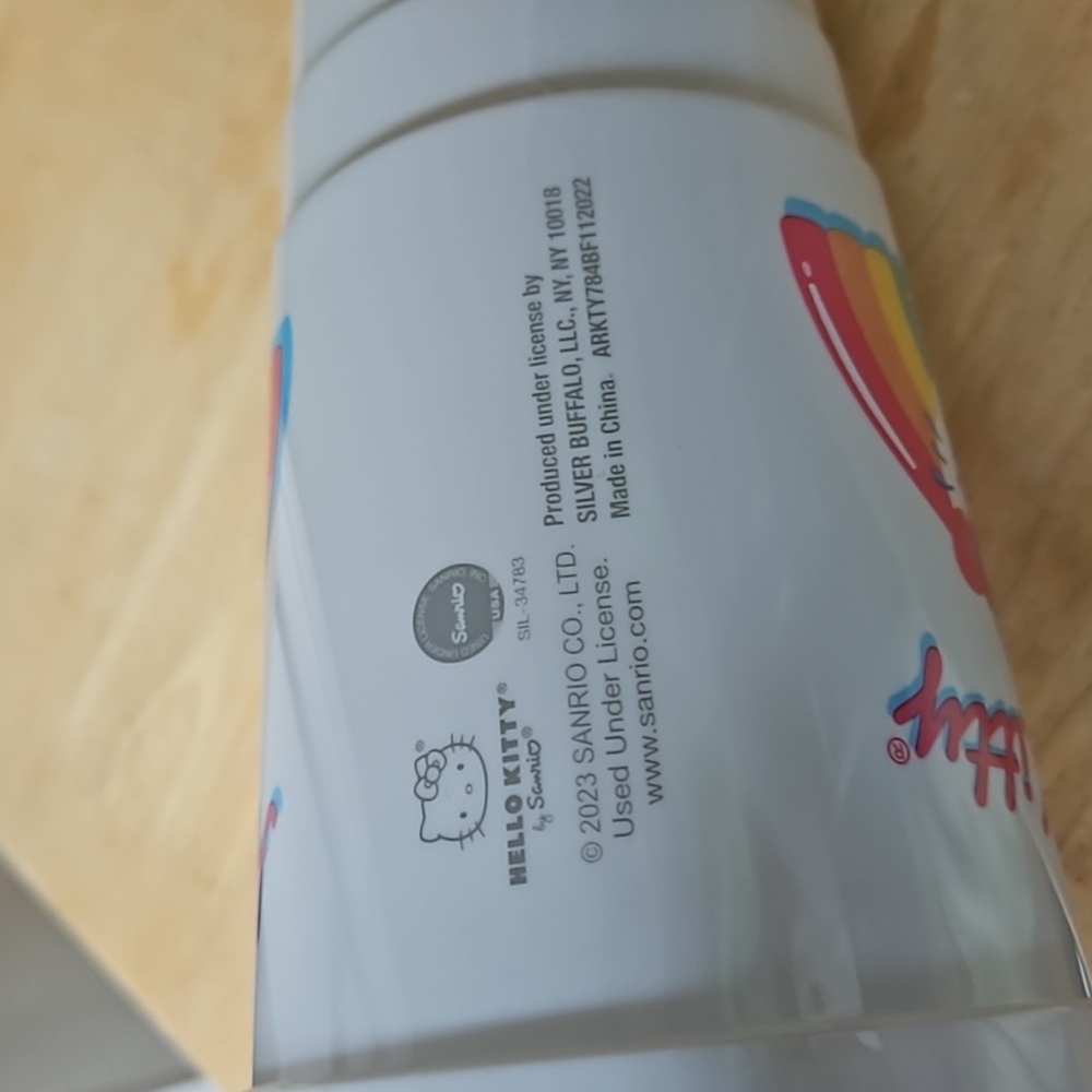 SANIRO HELLO KITTY 32 oz JUMBO COLD CUP - Picture 6 of 11